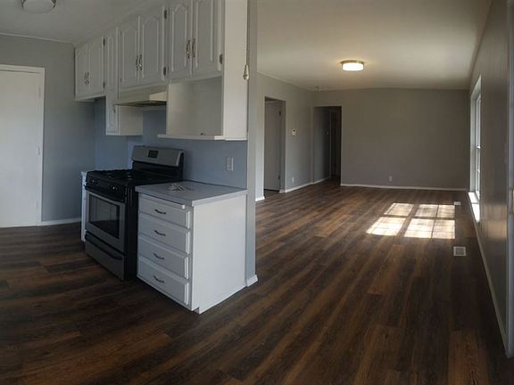 Living Room & Kitchen