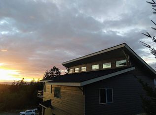 2417 Oregon Ave, Anacortes, WA 98221