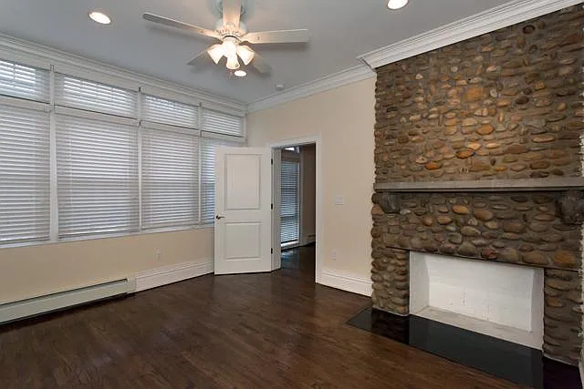 Fairfield Victorian North At Babylon Village — Photo 12