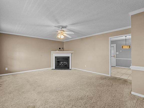 2nd image of 4035 Lenora Dr