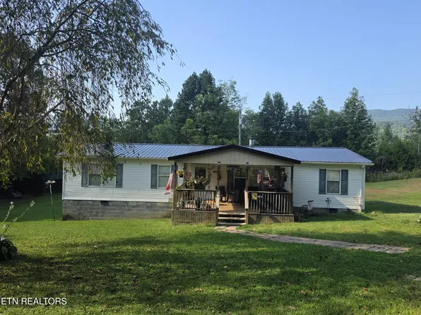 766 Cowans Mill Rd, Ewing, VA 24248