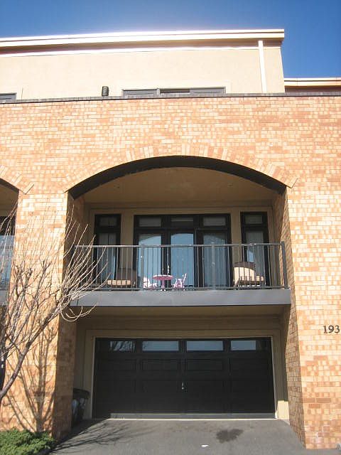 2nd image of 183 W 21st St