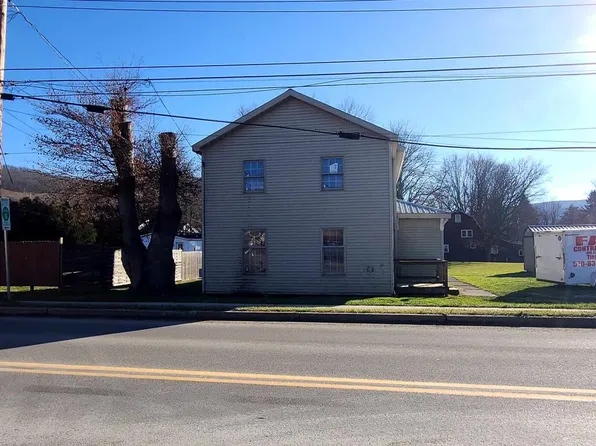 9 Wellsboro St, Tioga, PA 16946