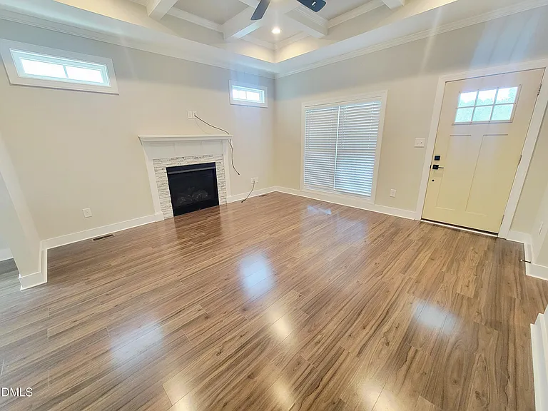 1433 Garner Rd — Photo 6