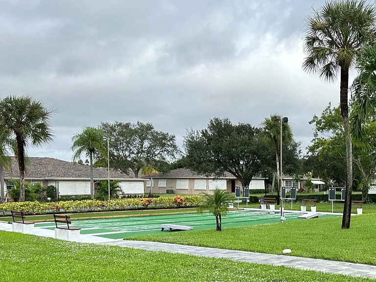 1152 Circle Dr #D — Photo 18