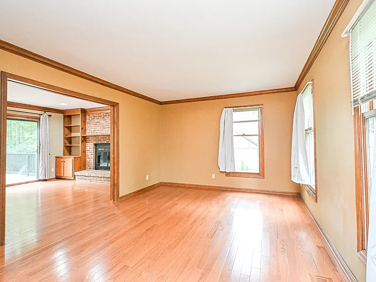 5959 Shallow Creek Dr — Photo 17