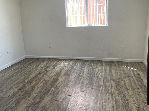3rd image of 4025 Highland Ave