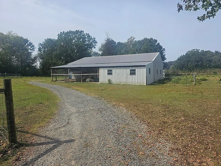 721 Duncan Rd — Photo 62