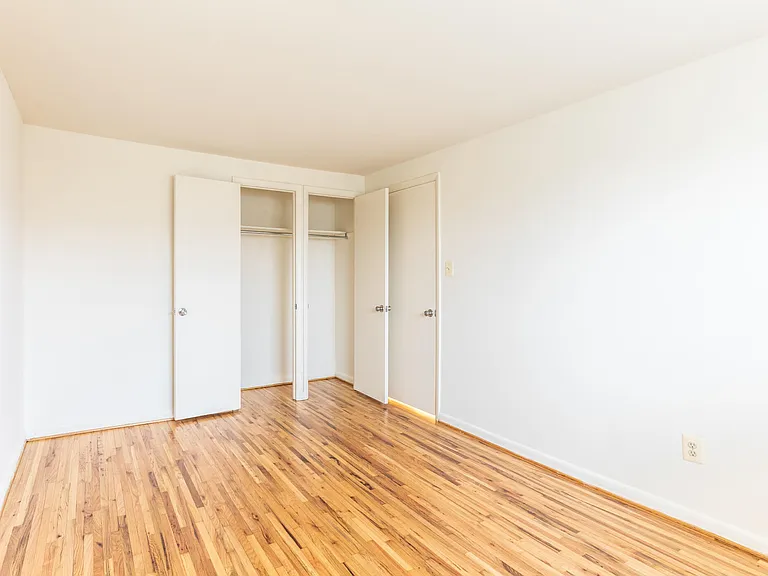 Foxridge Townhomes — Photo 16