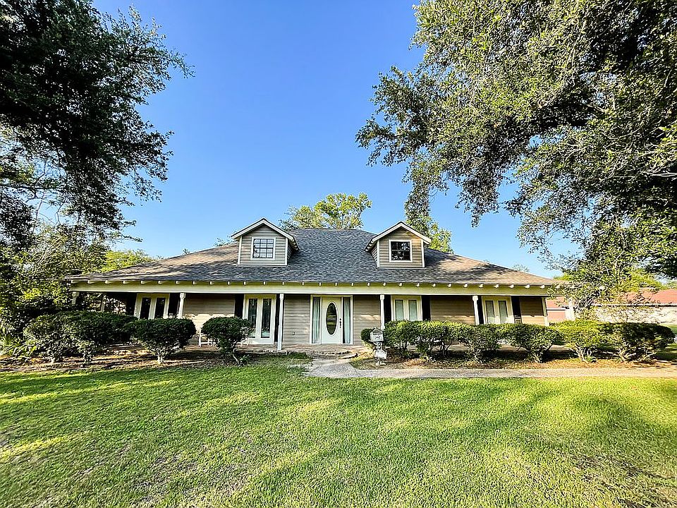 1st image of 438 Santa Anna Dr