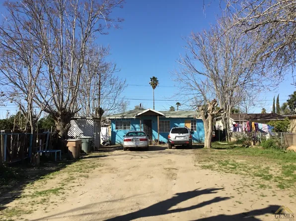 8208 Montal St, Lamont, CA 93241