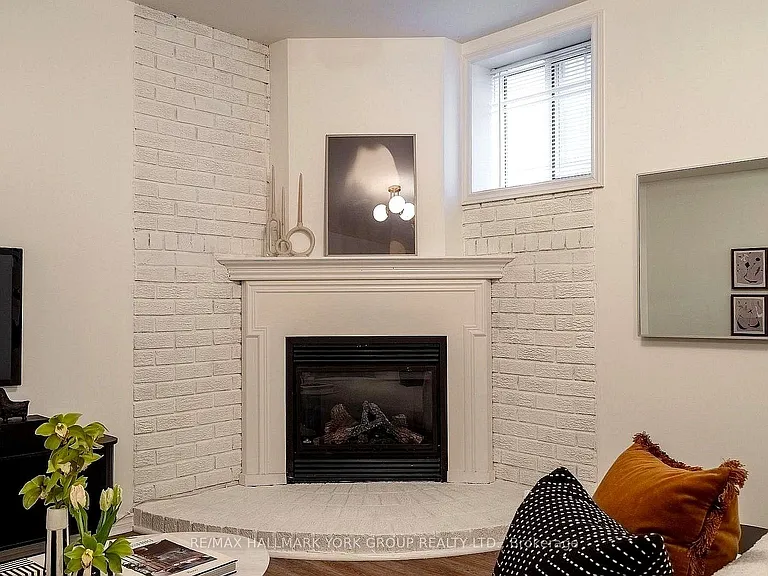 228 Yorkshire Dr #BASEMENT — Photo 7