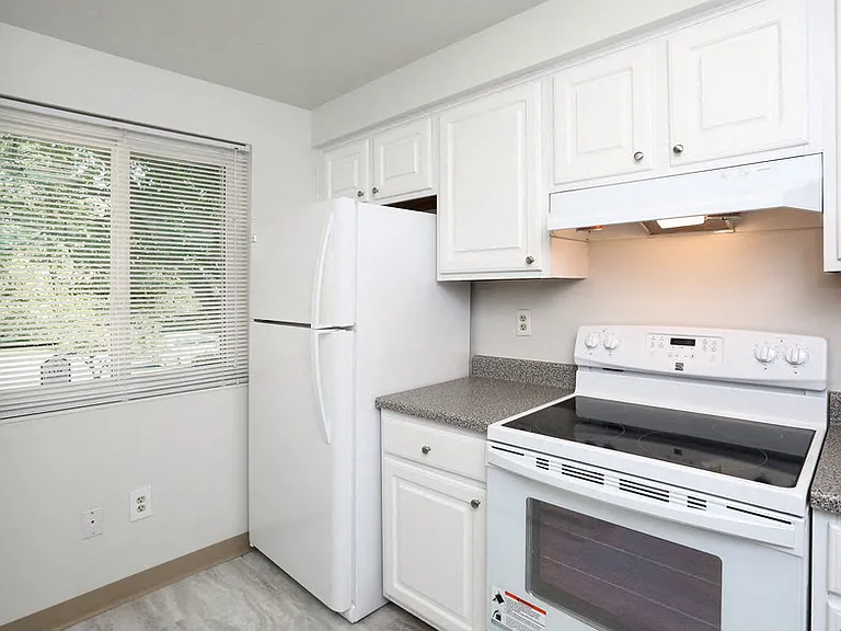 Summitwood Village — Photo 8