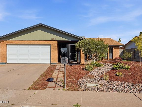 2nd image of 2106 W Devonshire St