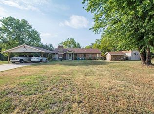 2720 Been Ridge Rd, Greenwood, AR 72936