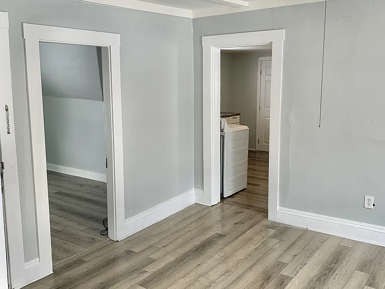 210 Center St #2 — Photo 3
