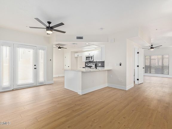 5th image of 1081 W 1ST Street #1