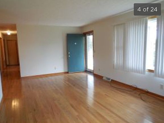 3rd image of 118 Daveys Ct