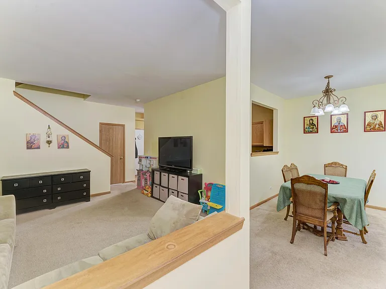 2272 Reflections Dr — Photo 7