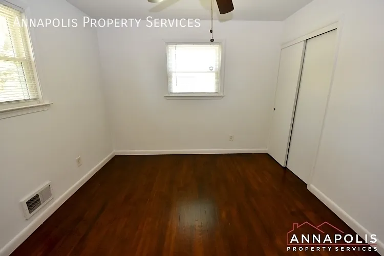 757 Warren Dr — Photo 15
