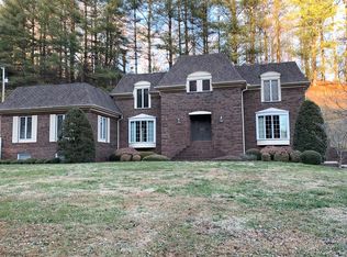 248 Brandy Keg Est, Prestonsburg, KY 41653