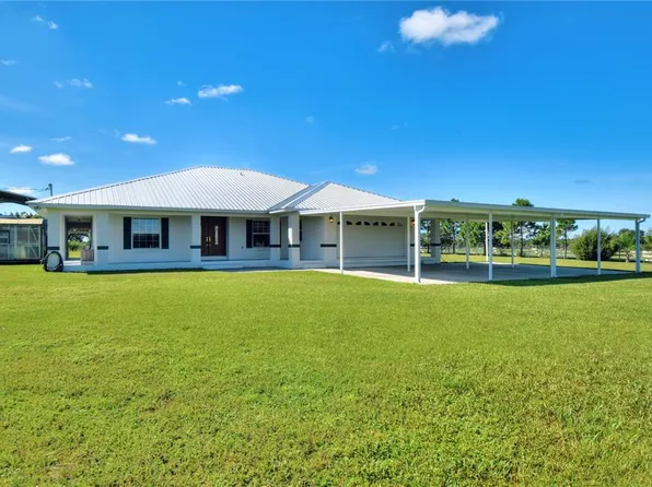 3826 Brooke Lakes Dr, Fort Meade, FL 33841