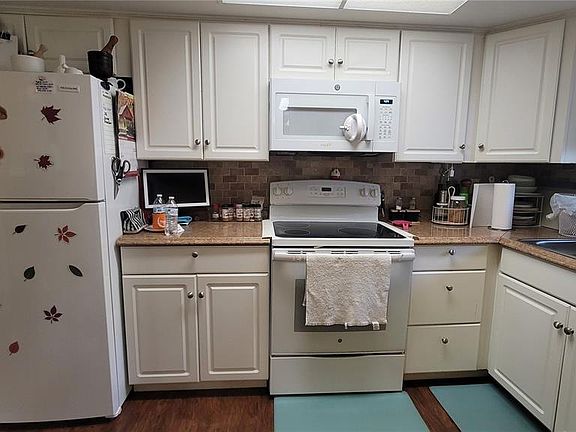 2nd image of 4924 LIVE OAK CIRCLE #115