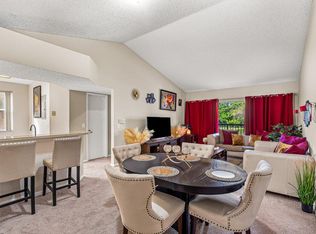 9001 Wiles Rd APT 201, Pompano Beach, FL 33067