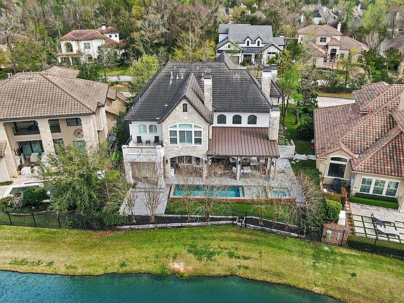 3rd image of 27 Johnathan Landing Ct