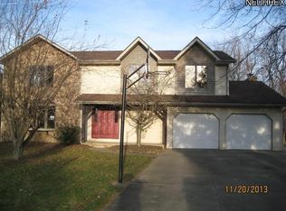 3555 Chisom Trl NE, Hartville, OH 44632