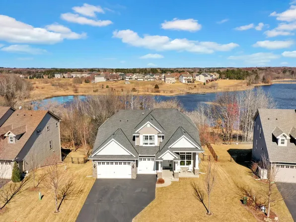 2820 White Pine Way, Stillwater, MN 55082