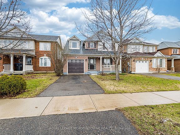 5th image of 33 Sugarhill Dr