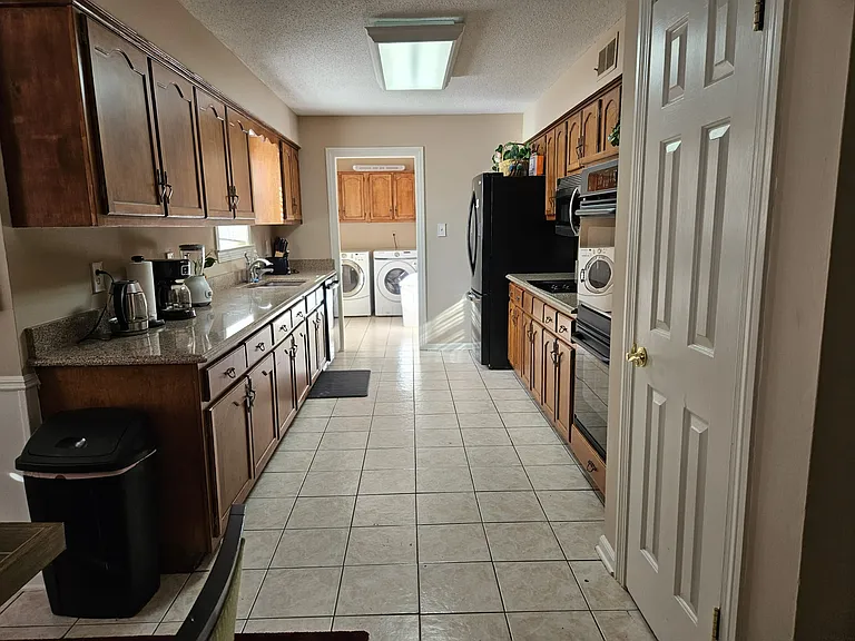 4235 S Germantown Rd — Photo 32