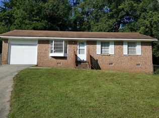 353 Roxbury Dr, Riverdale, GA 30274