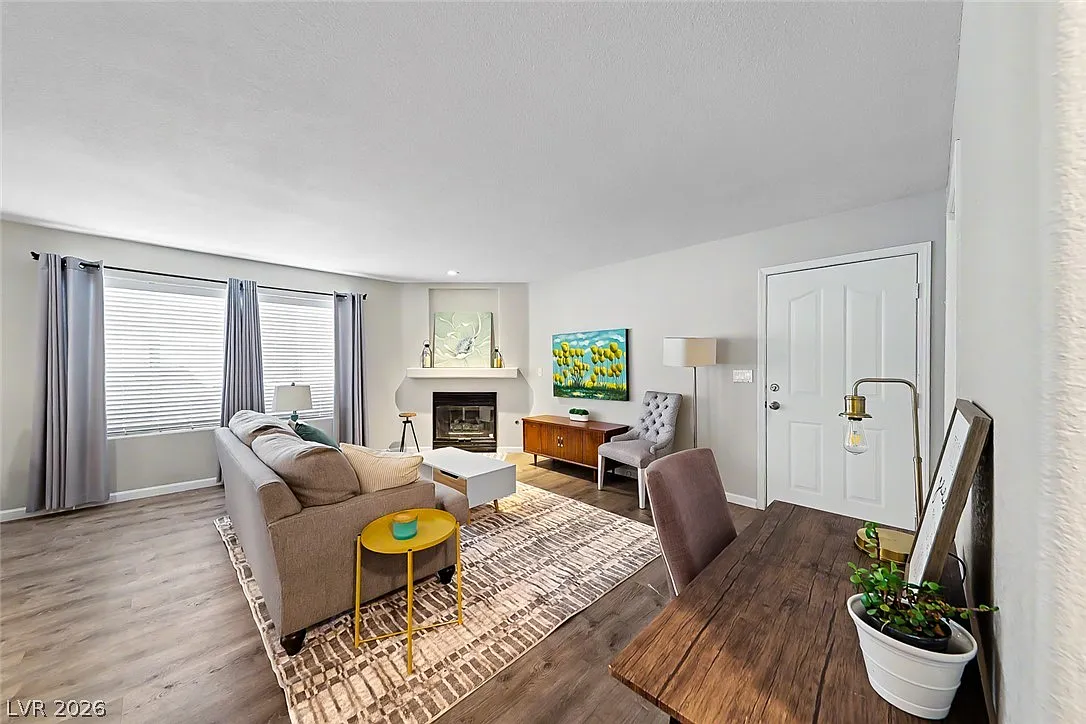 2 bed, 2.0 bath, 1148 sqft, $1,800 — Photo 2