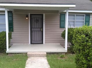 307 E Stough St, Dothan, AL 36303