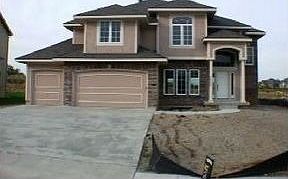 2nd image of 8500 NE 89th Pl