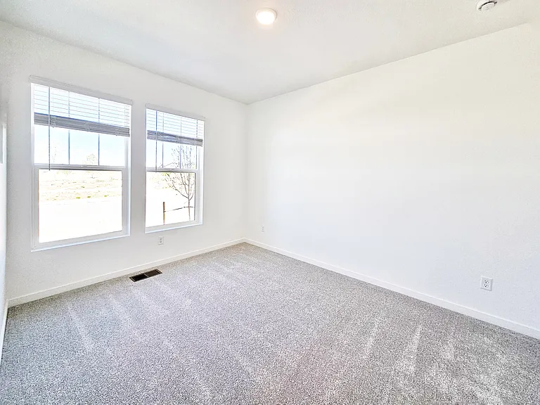 21470 E 58th Ave — Photo 20
