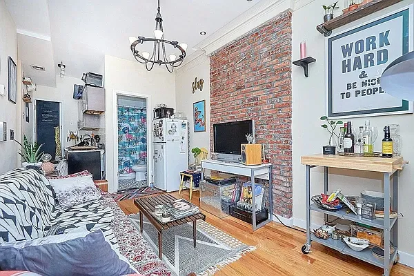 Rented by Urban Pads | media 8