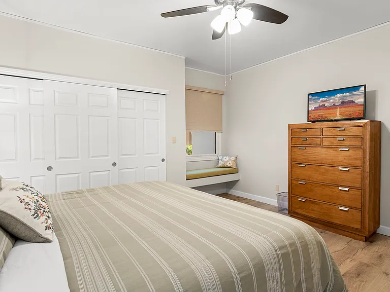 5200 S Lakeshore Dr #128 — Photo 58