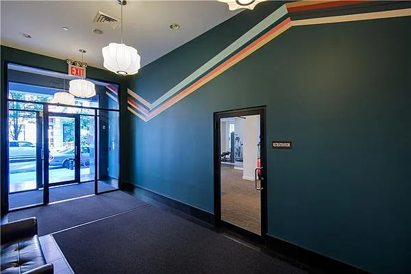 Rented by TNG Nassimi Realty | media 37