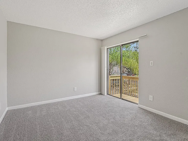Del Rio Apartment Homes — Photo 27