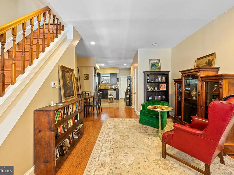 5215 Chancellor St — Photo 6