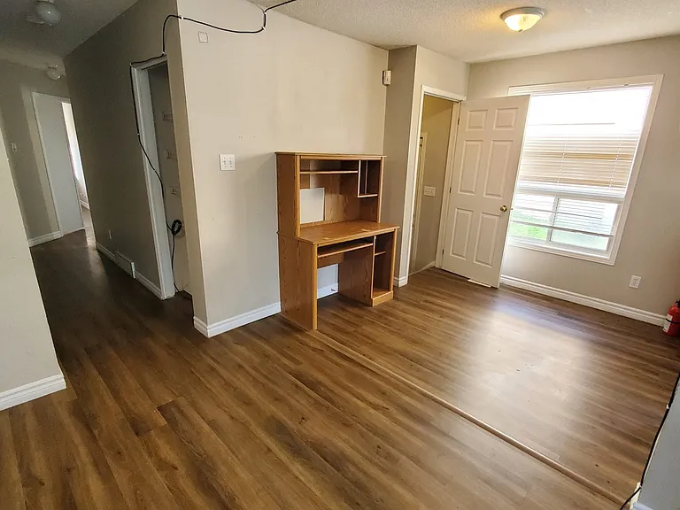 972 Prosperity Ct — Photo 4
