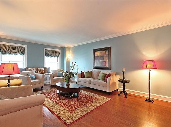 3rd image of 3534 N Lake Shore Dr APT 7C