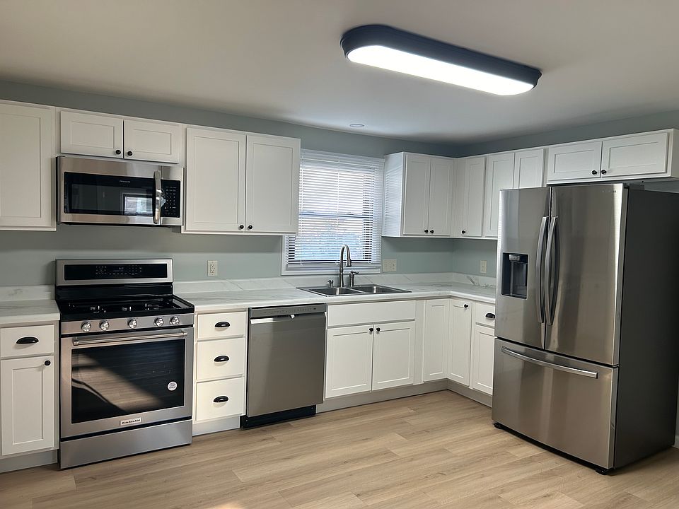 1st image of 1025 22nd St