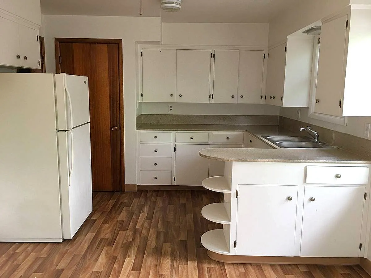 72nd Street Apartments — Photo 4