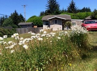 64678 Washington Rd, Coos Bay, OR 97420