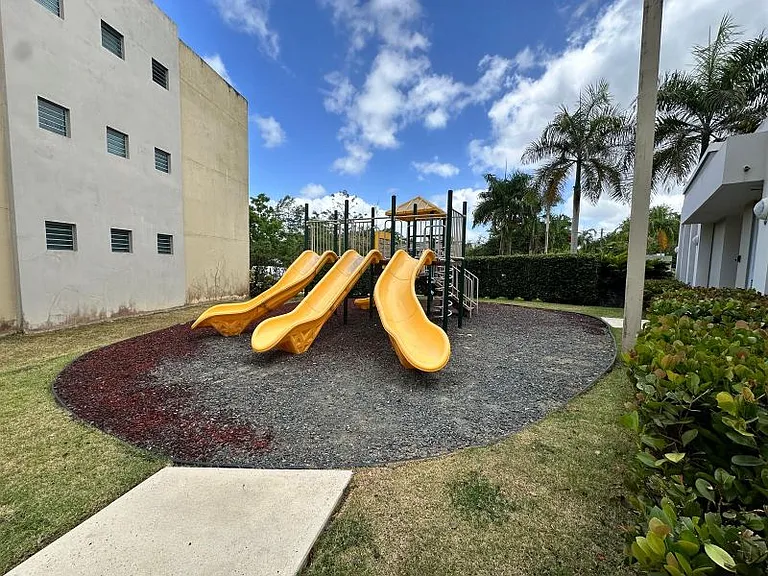 Cond Alamanda Apt 2074 — Photo 23