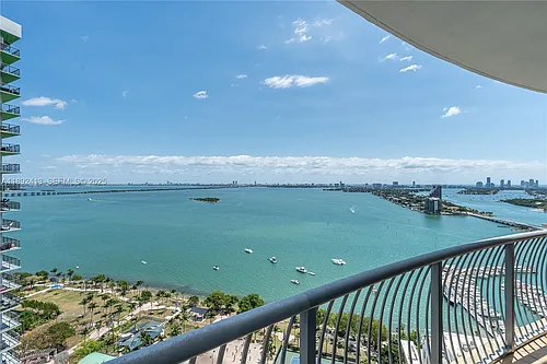 1750 N Bayshore Dr #3001 Photo 1